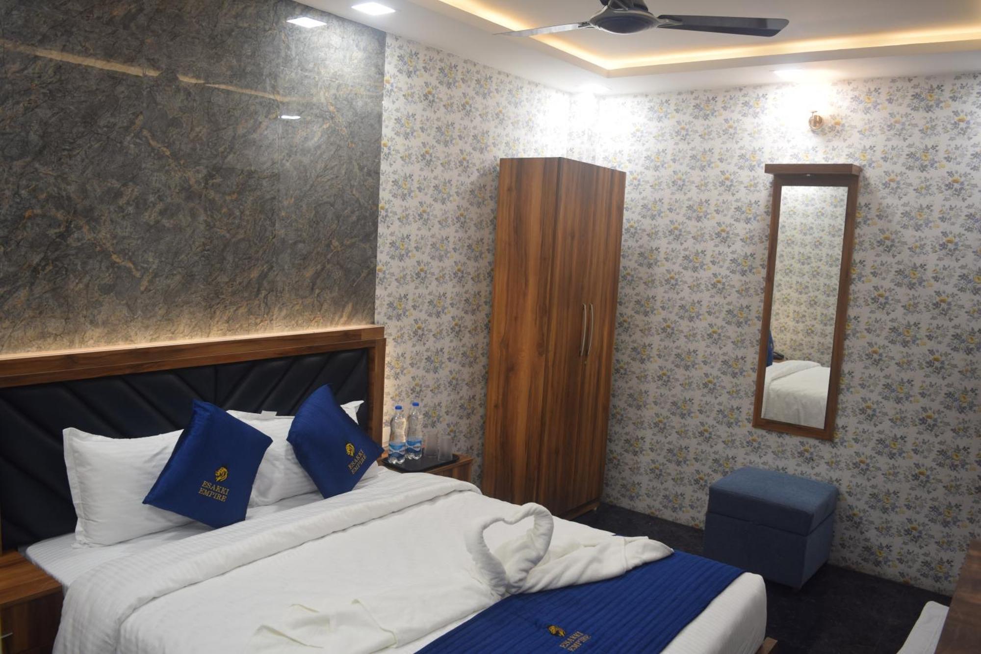 Esakki Empire Chennai Exterior foto